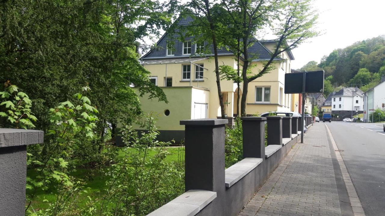 Ferienhaus Heiner Und Walter Idar-Oberstein Exteriör bild